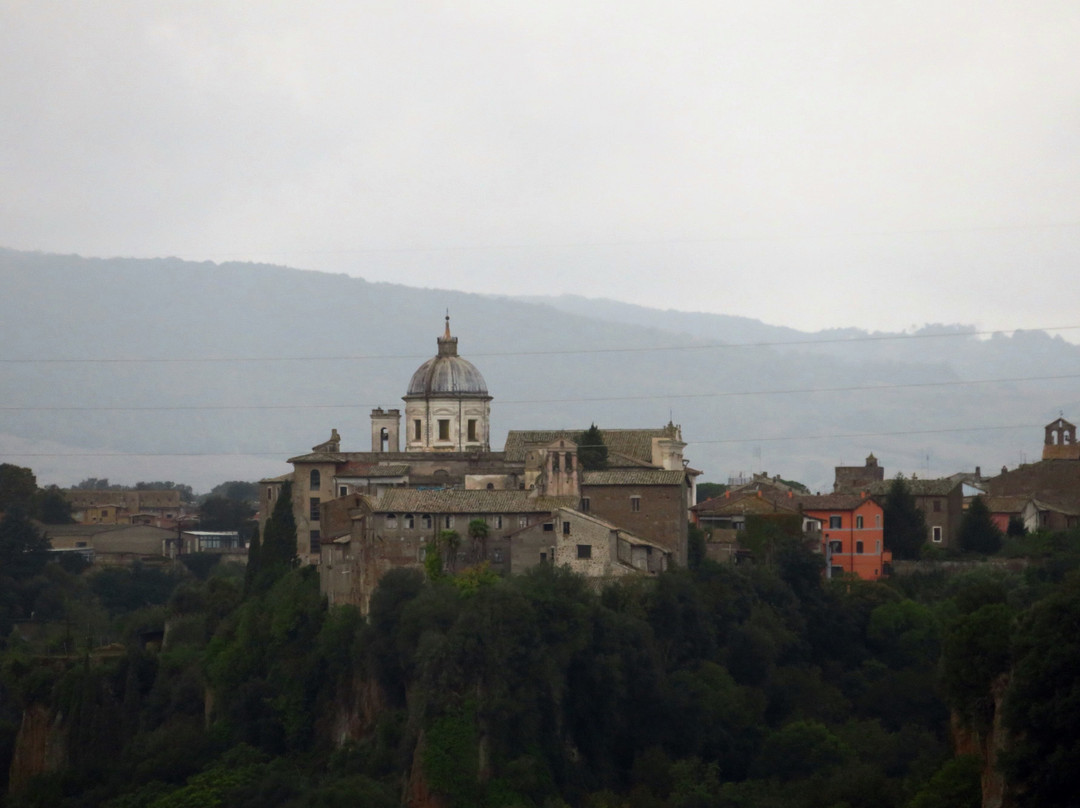 Pontificio Santuario Maria SS. "ad Rupes"景点图片