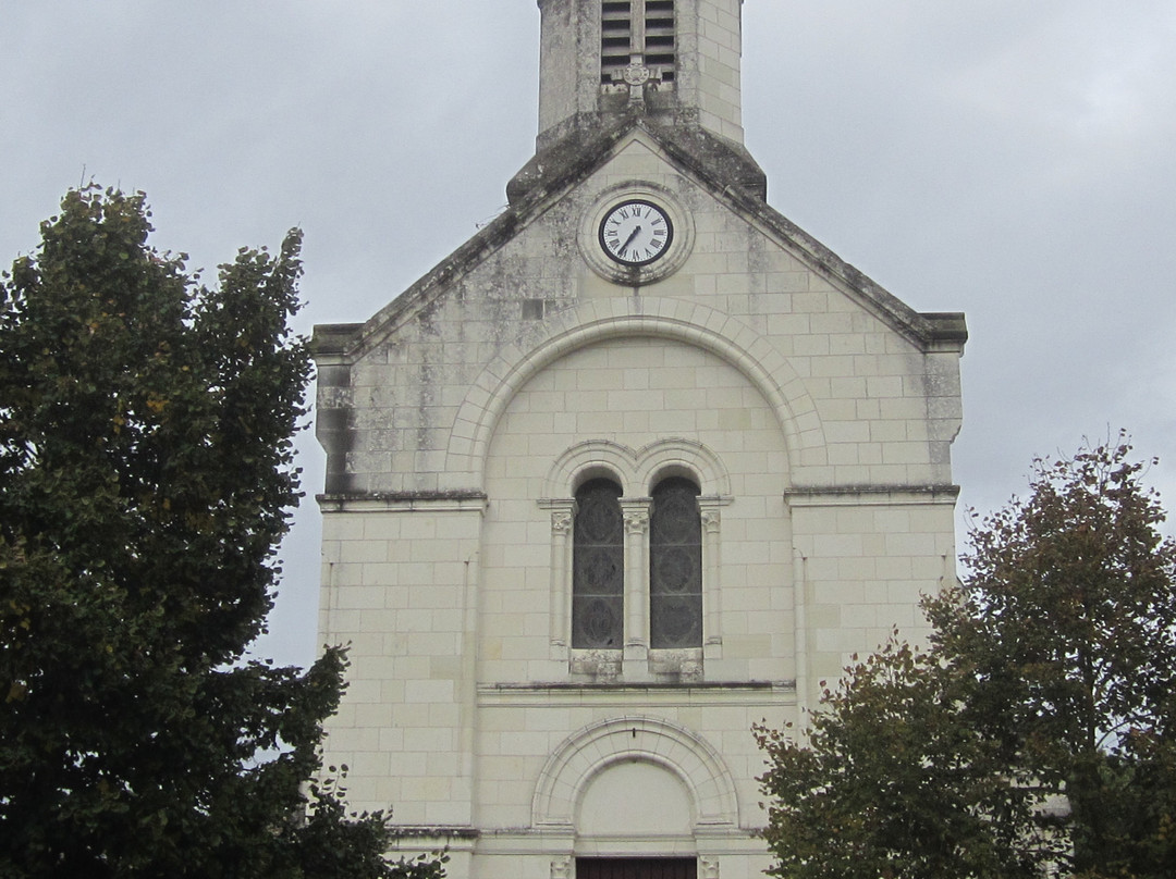 Eglise Saints Gervais Saint Protais景点图片