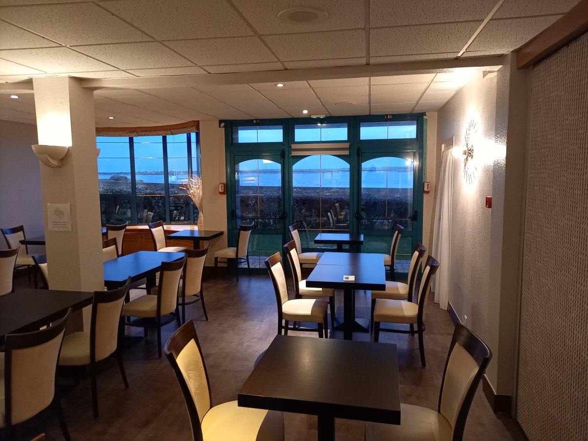 孔卡尔诺海洋英式酒店-餐饮