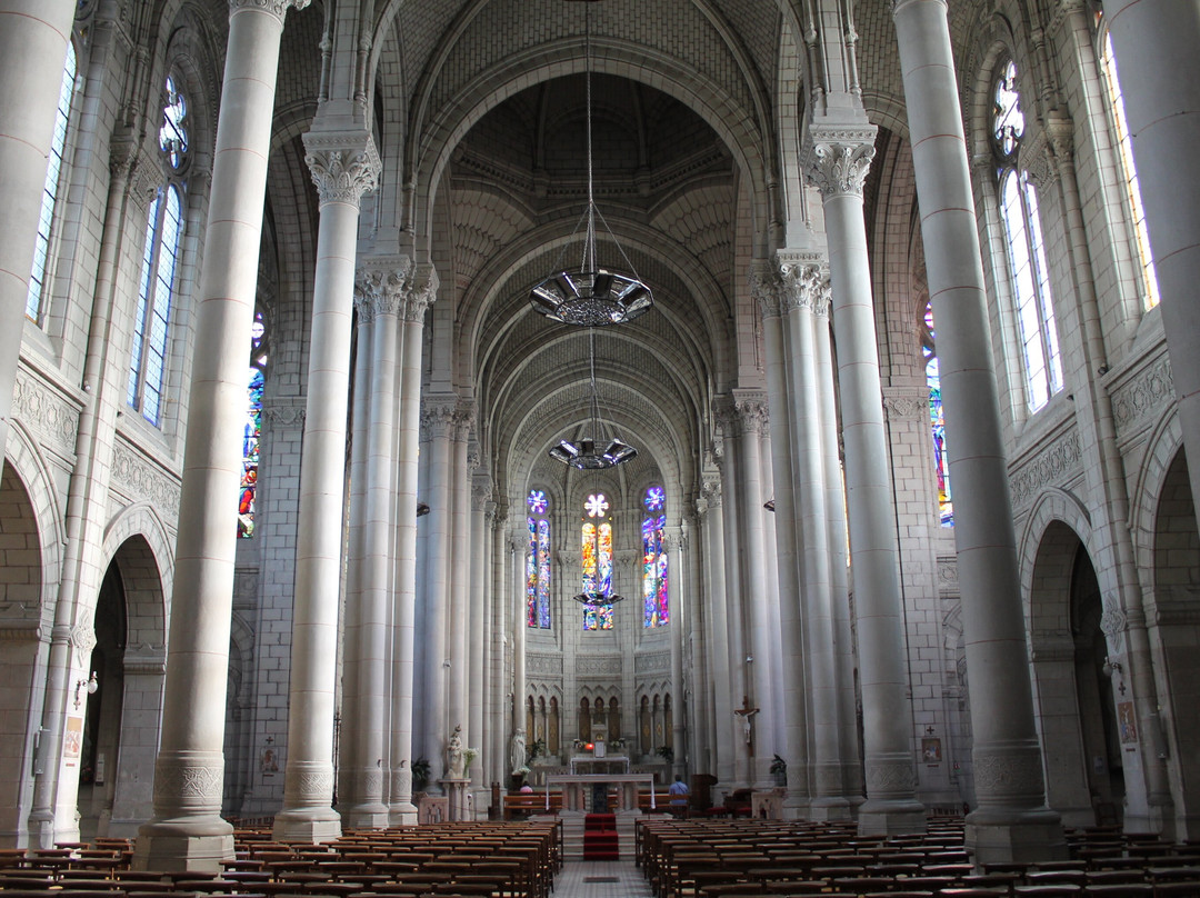 Église Notre-Dame-des-Victoires景点图片