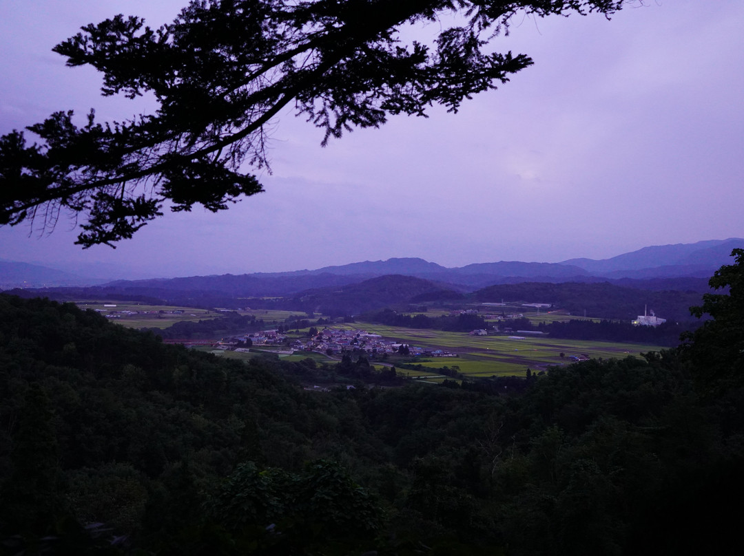Sabaneyama Jizoson-舟形町必去景点