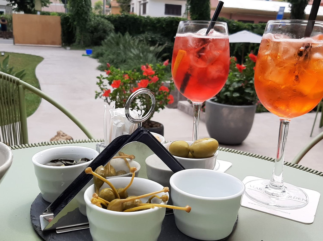 拉普里姆拉酒店主图