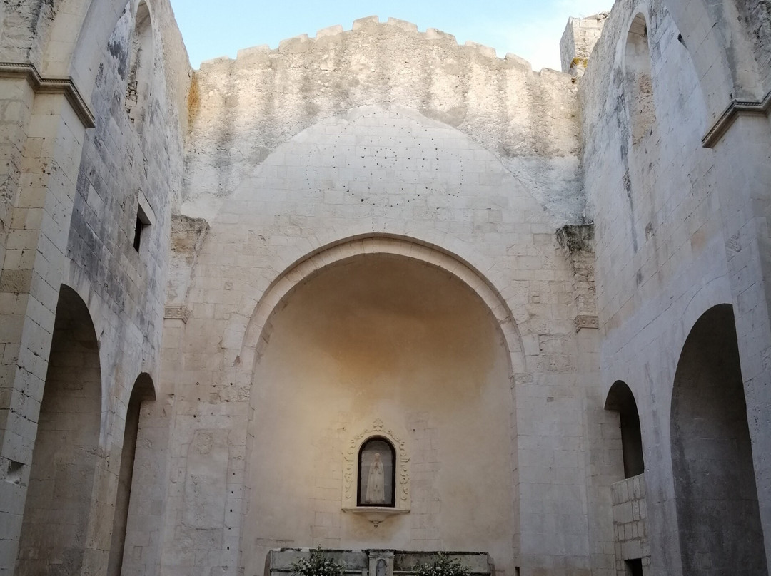 Abbazia di Santa Maria di Kàlena景点图片