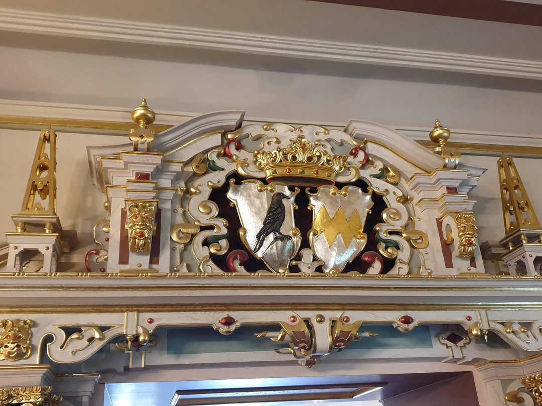 雷本斯汀布格酒店主图