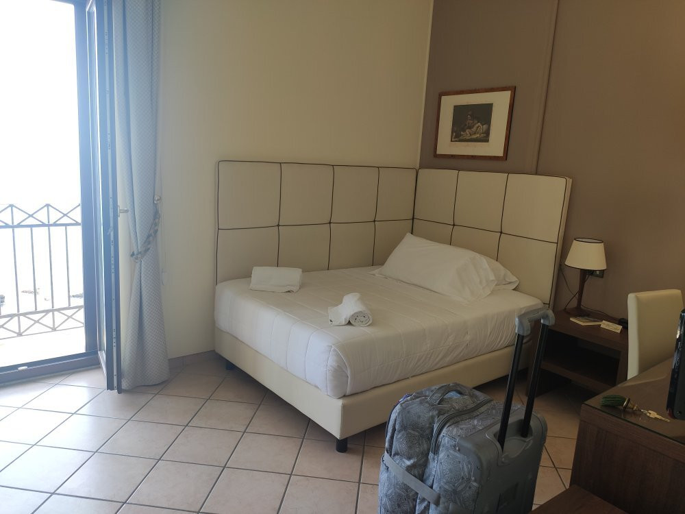 多莫斯马里阿贝尼西尔酒店主图