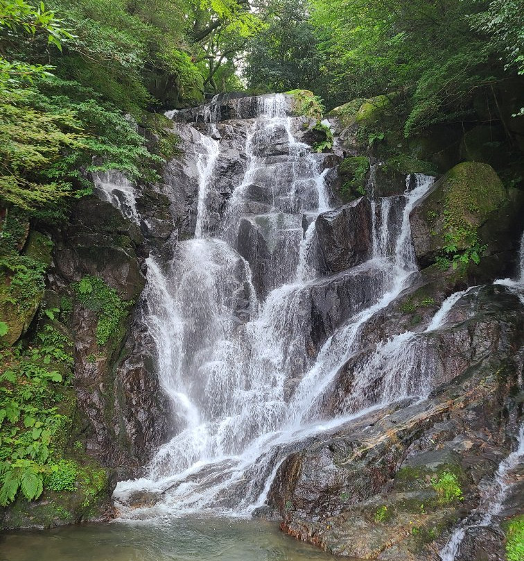 Shiraito Falls-二丈町必去景点