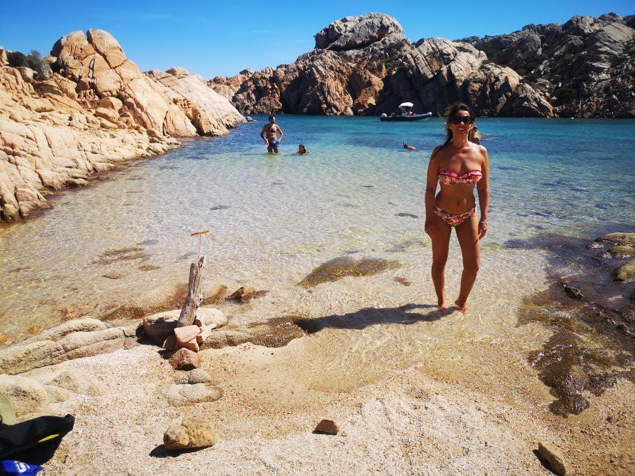 Spiaggia Di Punta Crucitta-Caprera必去景点