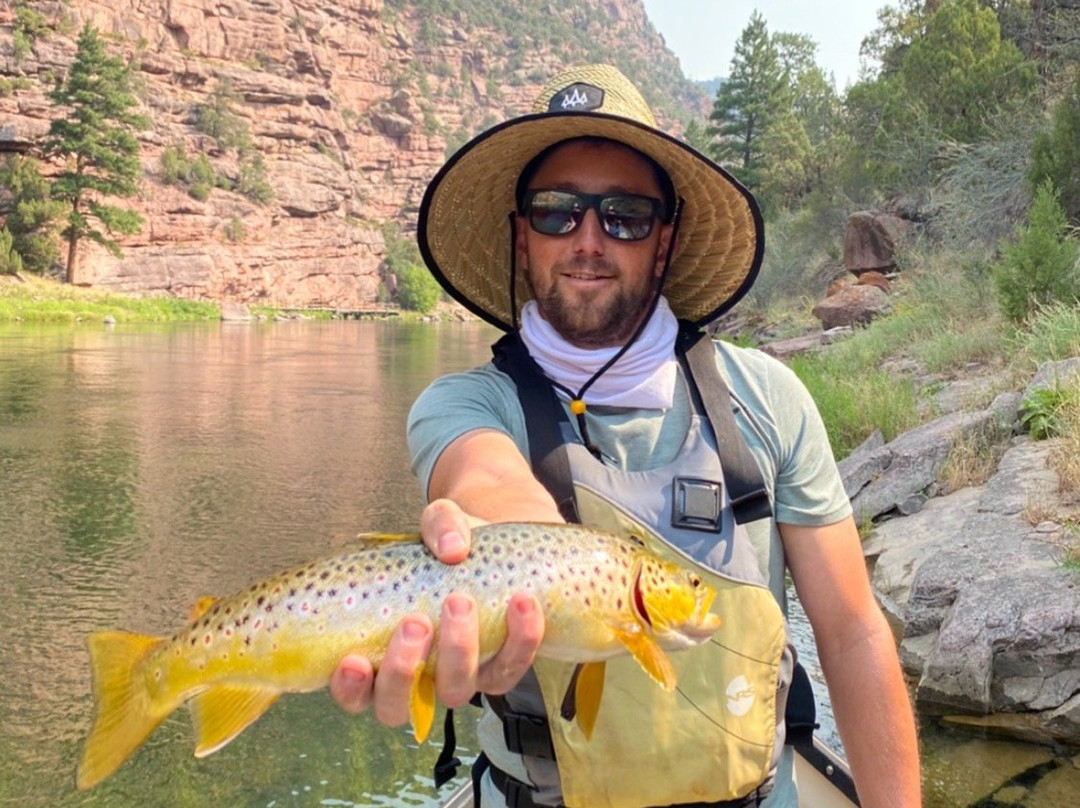 Old Moe Guide Service-Dutch John必去景点