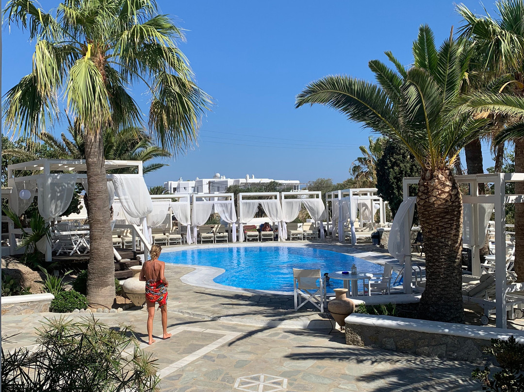 Zephyros Hotel主图