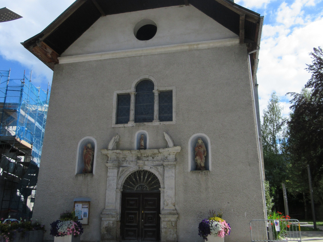 Eglise Saint-Jean-Baptiste-莱苏什必去景点