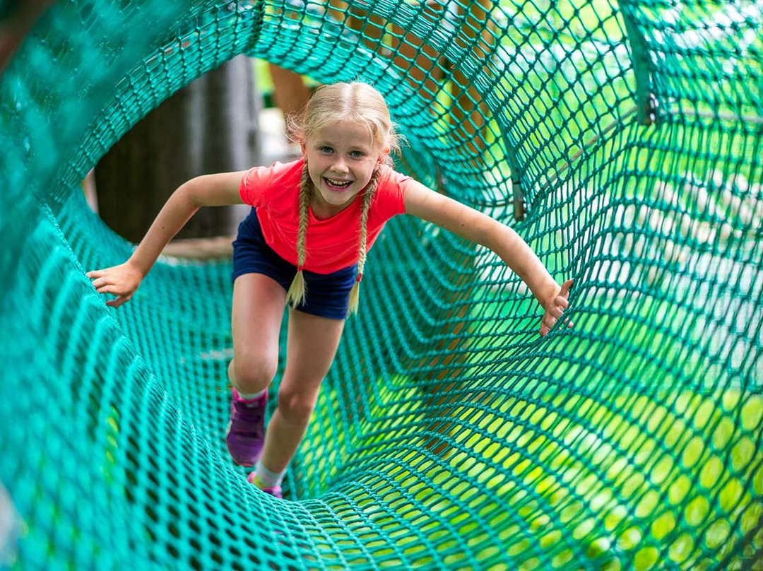 Trollandia Rope Park Gora Zar景点图片