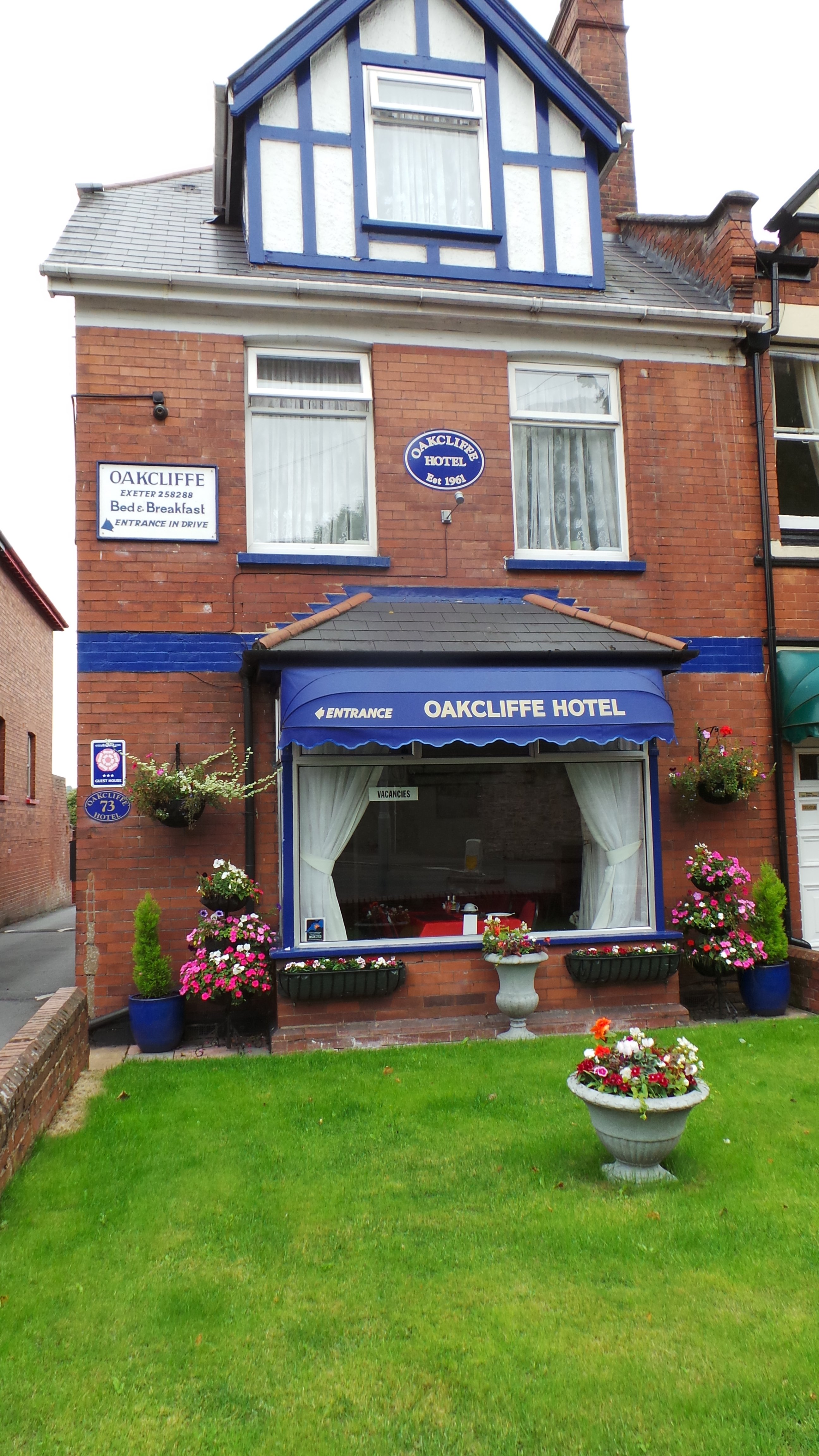 The Oakcliffe-官方