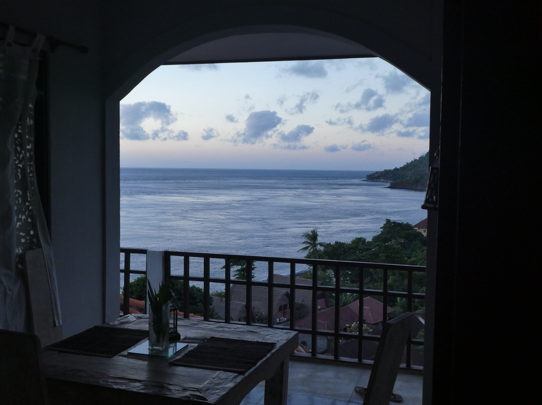 百库潜水度假酒店主图