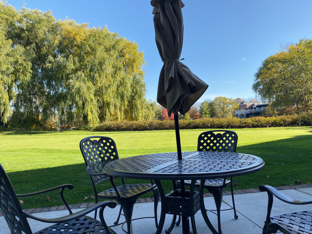 Inn On Woodlake主图