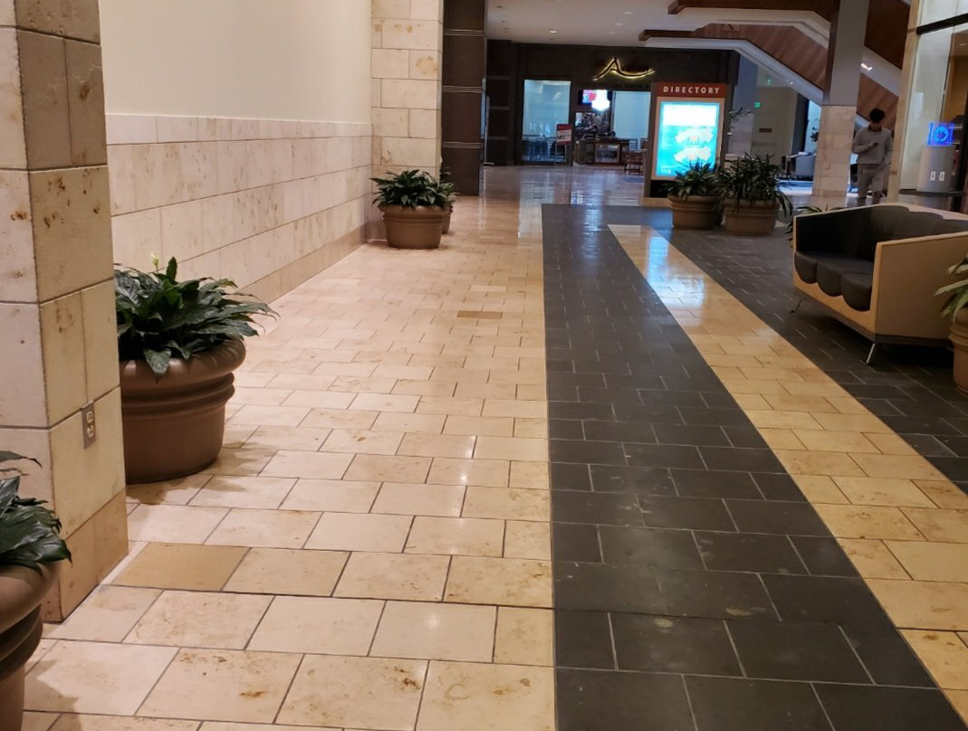 The Mall at Robinson-Robinson必去景点