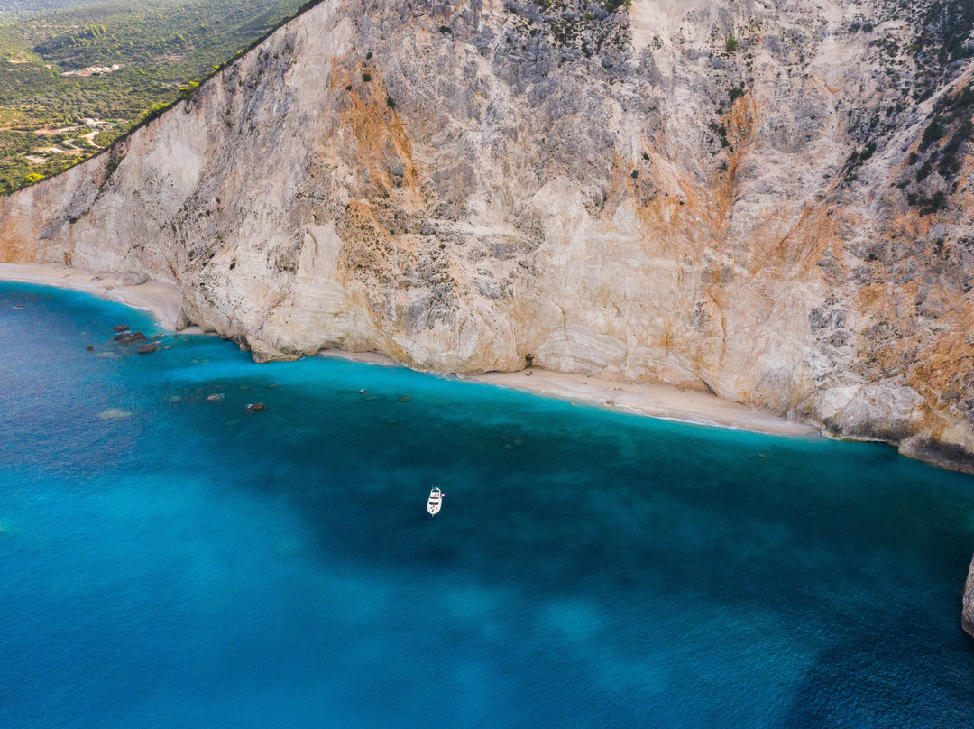 Rio Frio Yacht-Lefkada Town必去景点