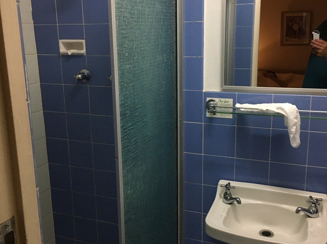 游艇码头汽车旅馆主图