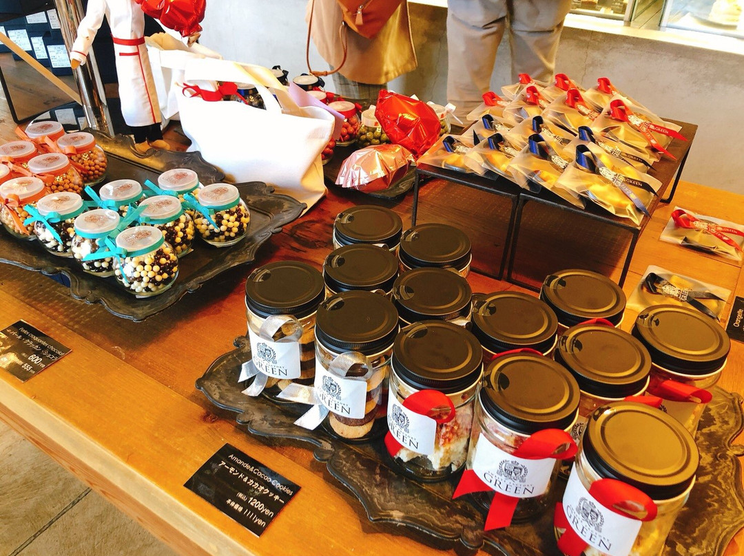 スウィーツファクトリー グリーン