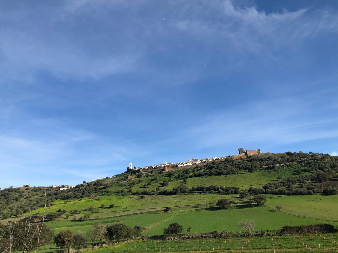 Monsaraz Castle and Walls景点图片