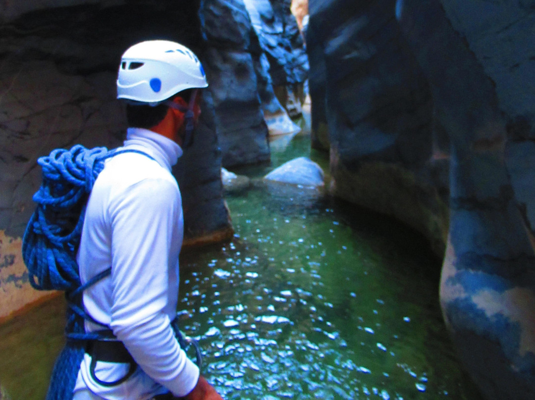 Snake Canyon Guide - Sultan景点图片