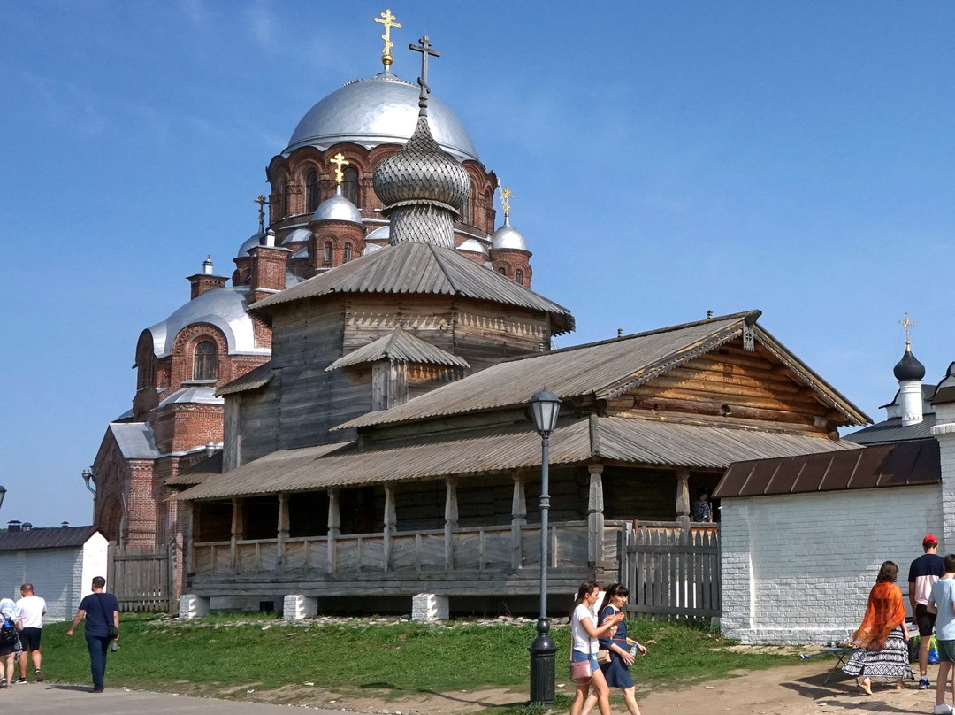 Holy Trinity Church景点图片