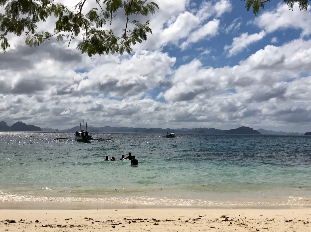 Ipil Beach-爱妮岛必去景点