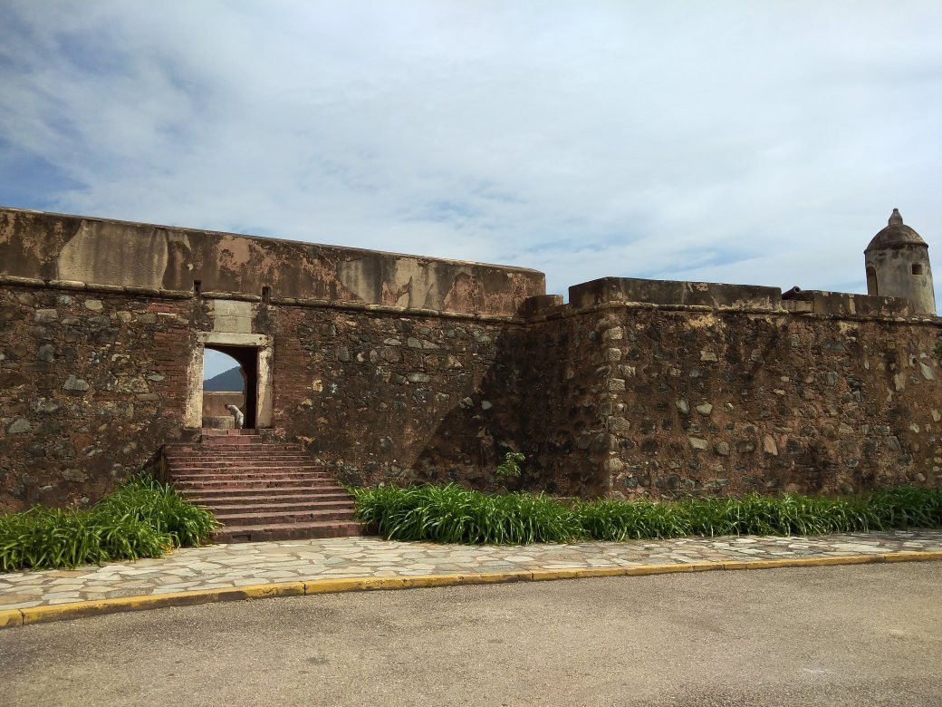 Castillo de Santa Rosa景点图片