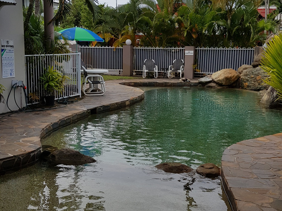 礁棕榈酒店主图