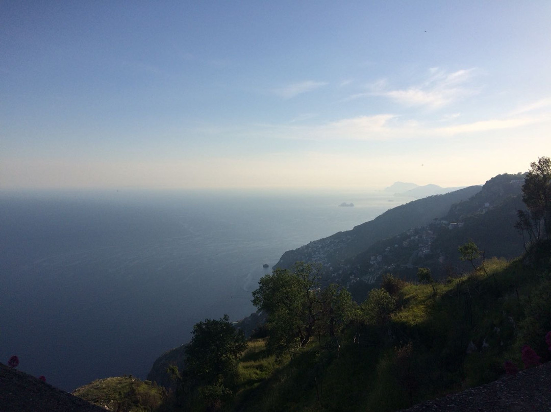 Villa Paradise Resort主图