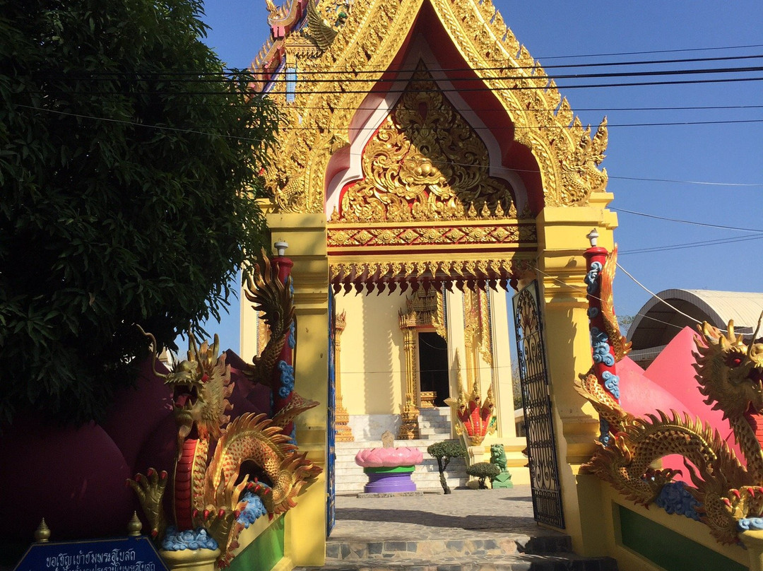 Ang Thong Provincial City Pillar Shrine-红统必去景点