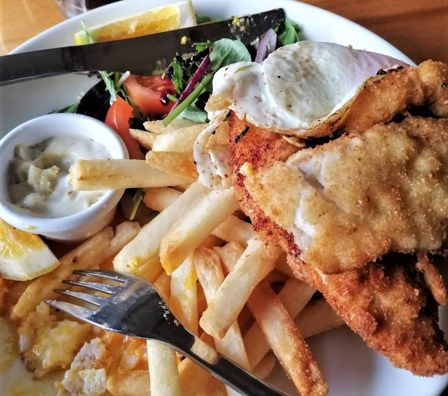 Karamu餐馆和美食-The Backyard Gastro Pub