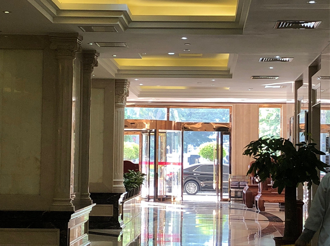 曼哈顿酒店 主图