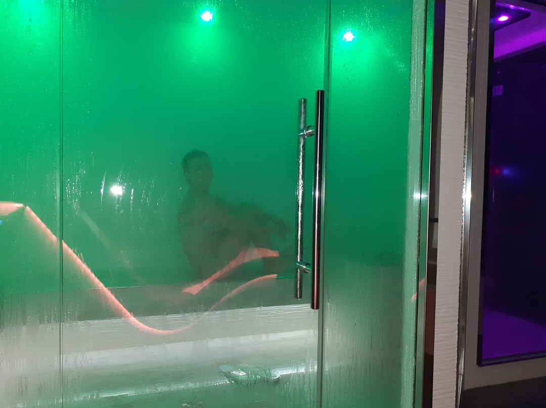 Charis Centro Benessere-洛科罗通多必去景点