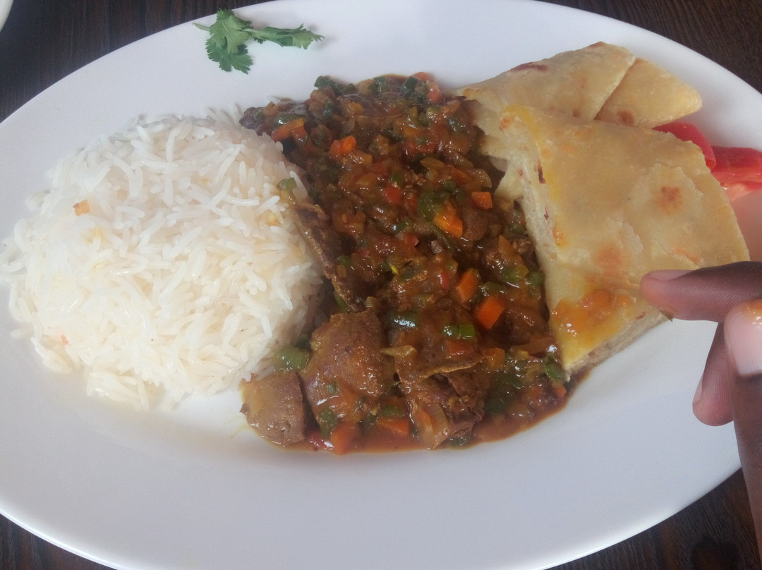 Pinnacle Hotel主图