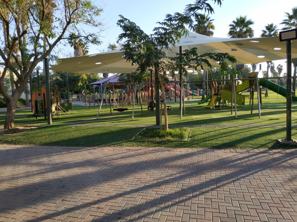 Desert Iris Hotel主图