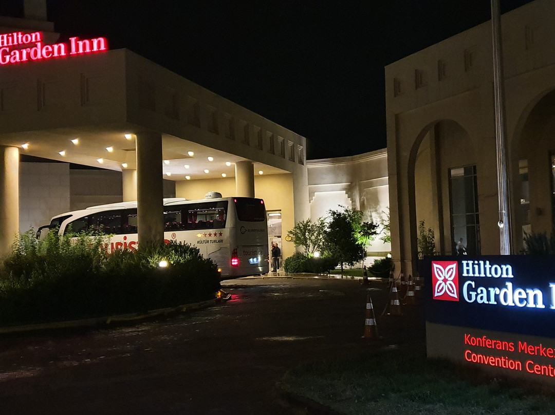 希尔顿花园马尔丁酒店主图