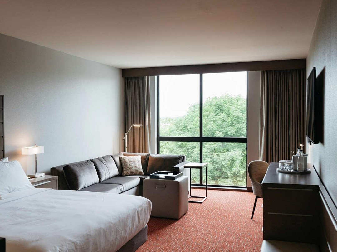 Revel Hotel Des Moines Urbandale, Tapestry Collection by Hilton主图