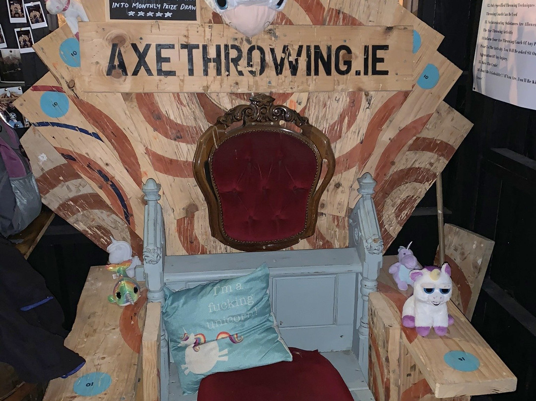 Tom O' Hawks Indoor Axe Throwing Events景点图片