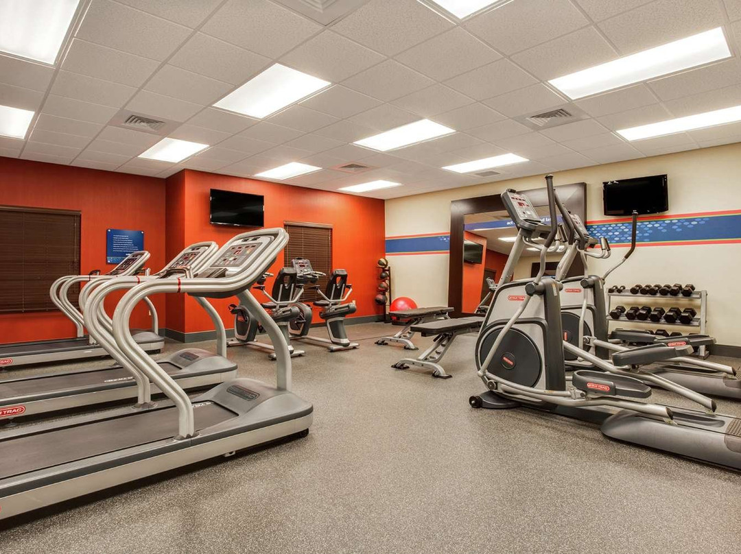 Hampton Inn Ozark主图