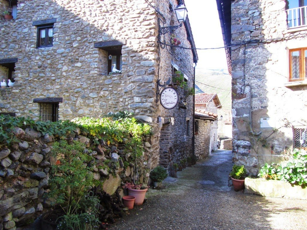 Rio Zambullon Casa Rural主图