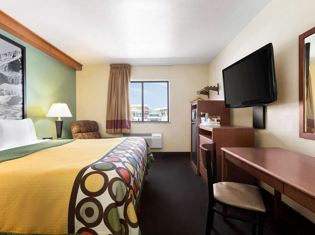 Super 8 By Wyndham Columbus主图