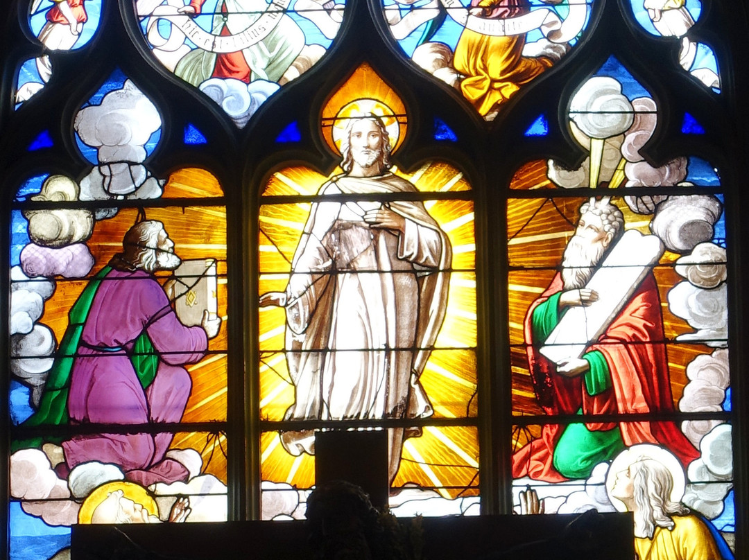 Eglise Saint-Etienne-费康必去景点