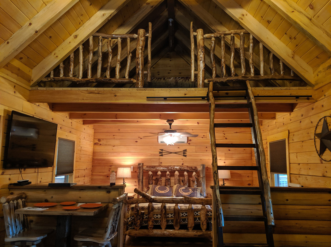 Pine Creek Cabins & Camping Resort