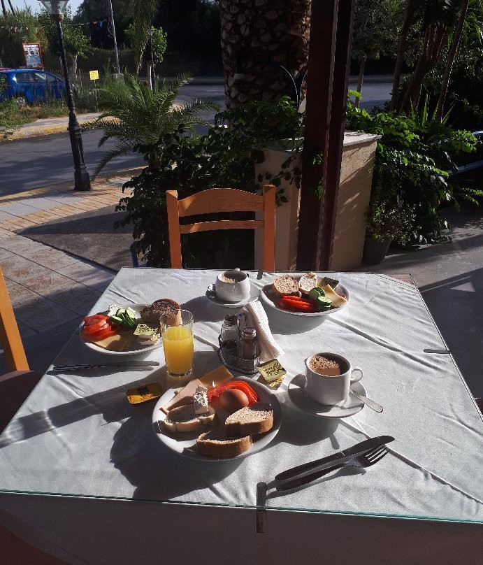 Poseidon Hotel主图