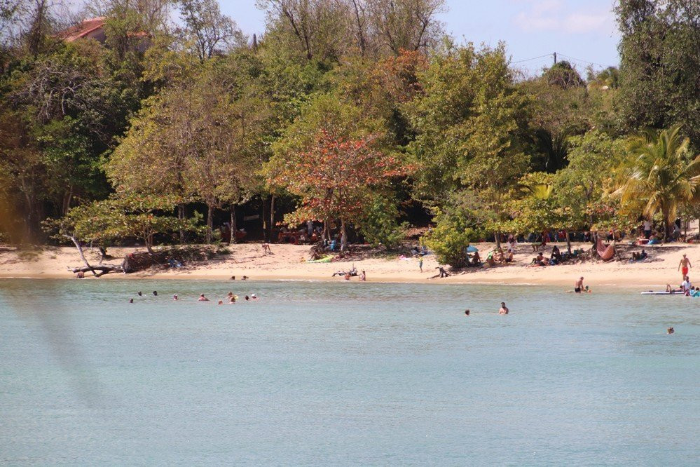 Anse Mabouya-圣吕斯必去景点