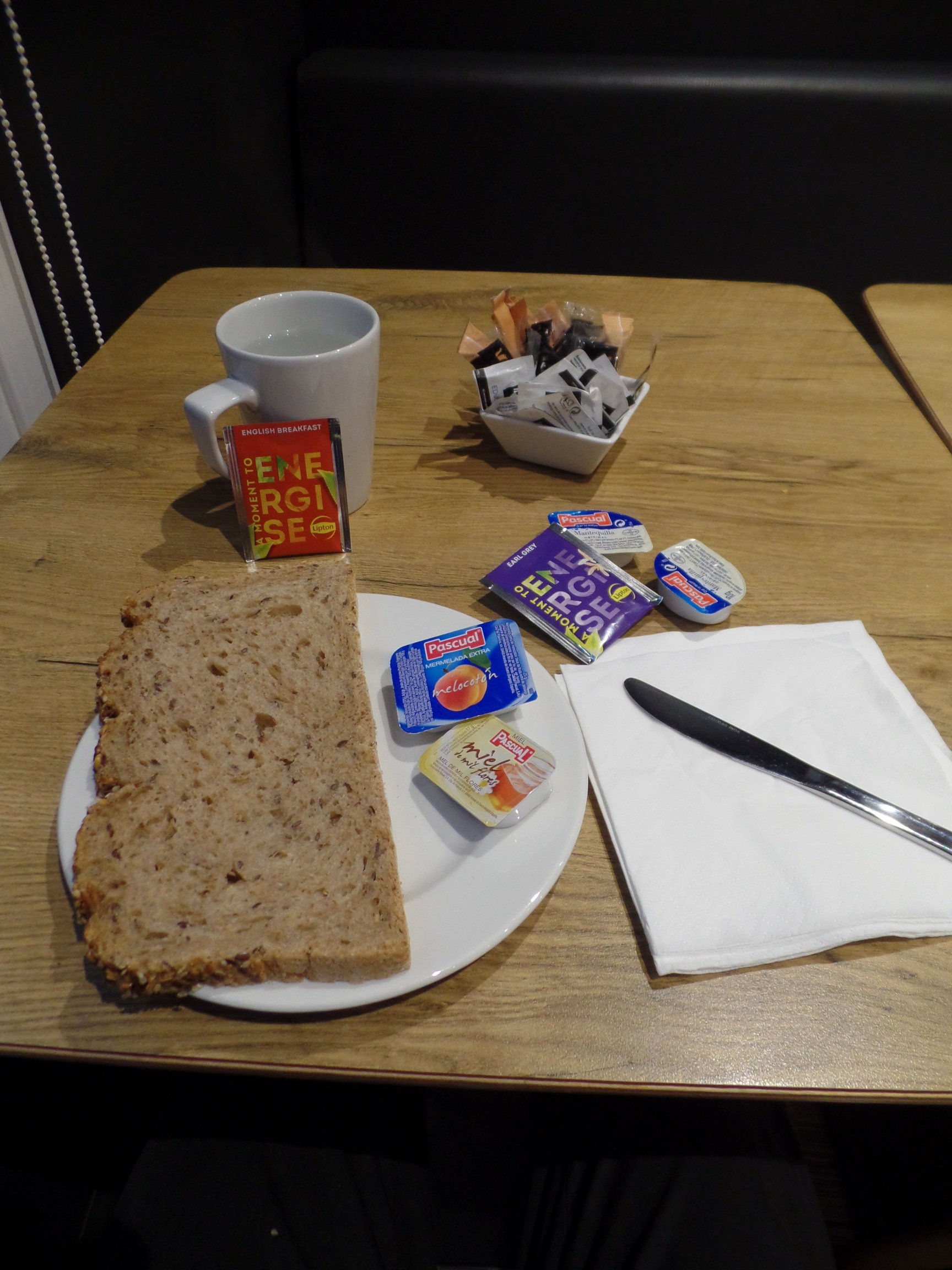 宜必思伊伦酒店-餐饮