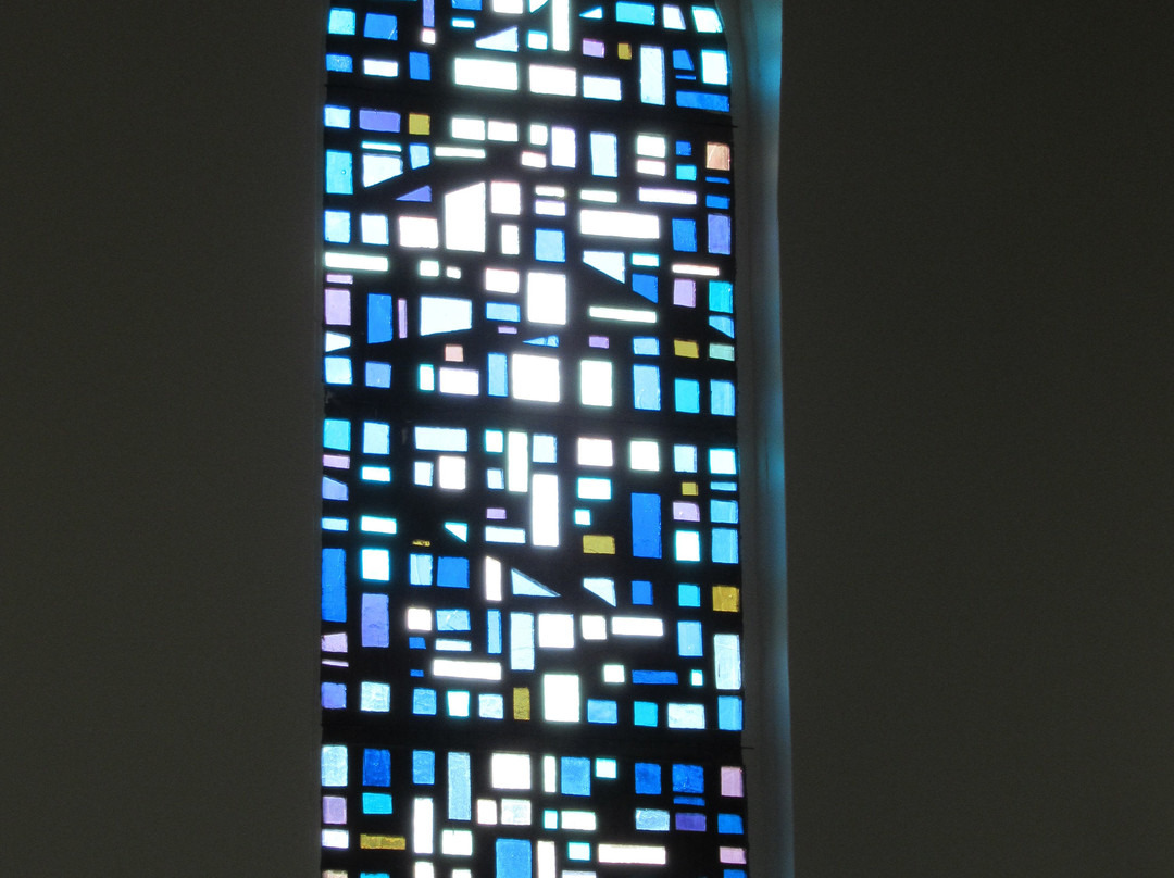 Eglise Notre Dame-布朗梅尼尔必去景点