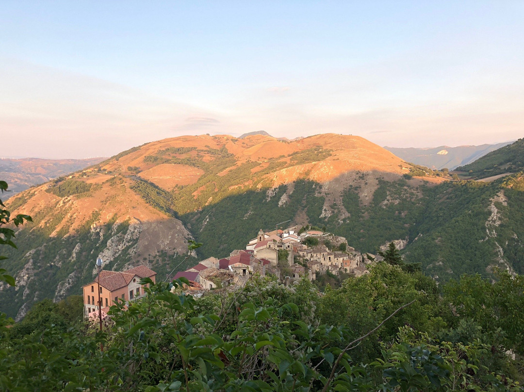 Il Vecchio Centro Storico di Romagnano al Monte景点图片