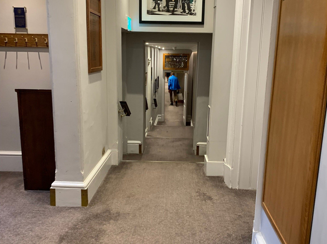 Burhill Golf Club景点图片