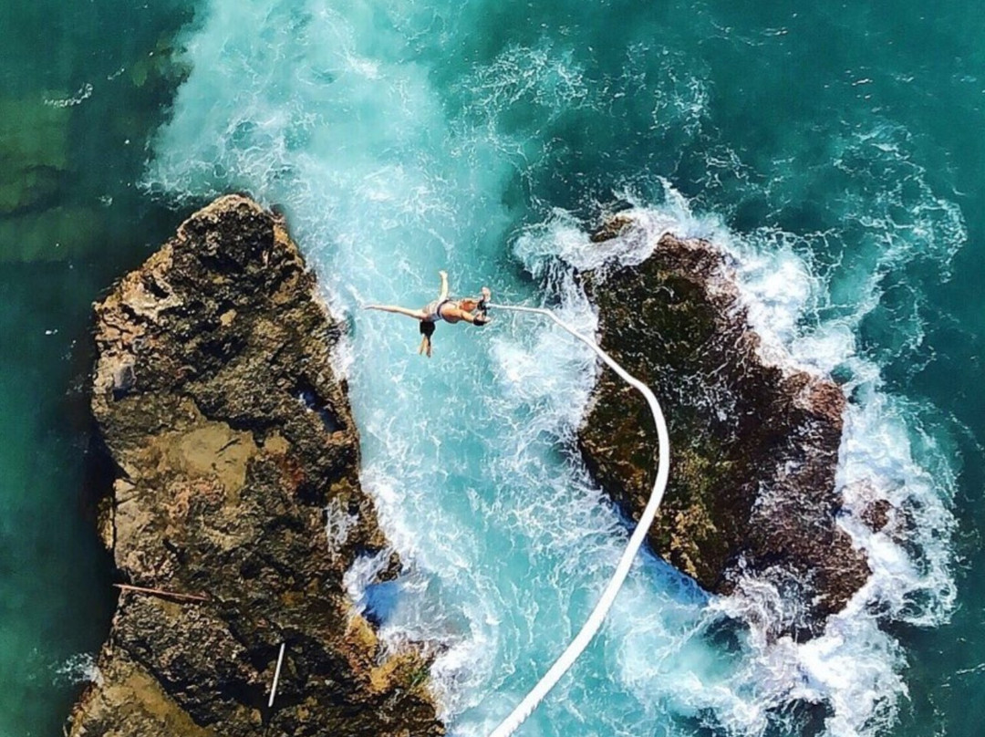Starbeach Bungy Jump-赫索尼索斯必去景点